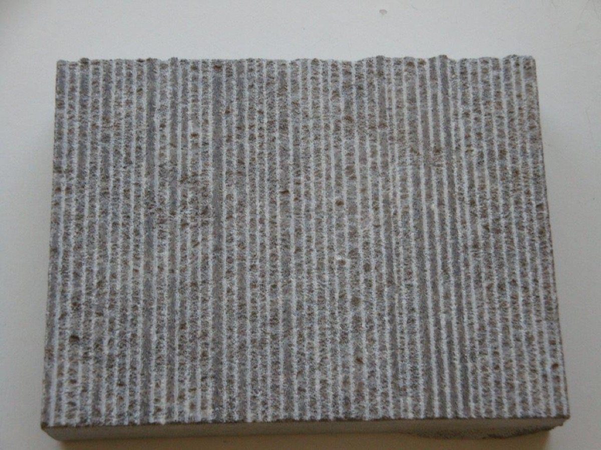 dalle, bordure en pierre calcaire VAV sciée et layée fin